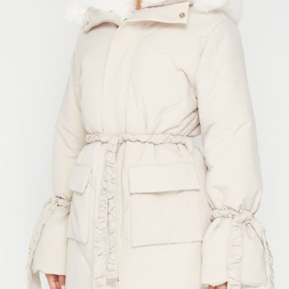 Beautiful winter jacket - Picture 3 of 7